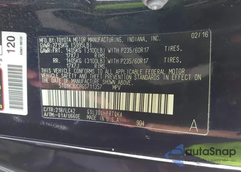 2016 Toyota Sienna Xle 8 Passenger z USA, uszkodzony, nr VIN 5TDYK3DC8GS711357